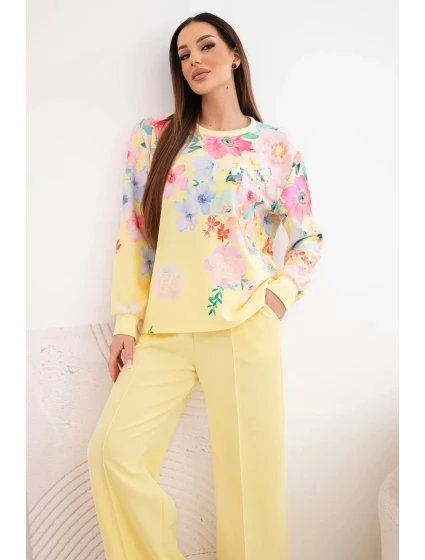 Dámska súprava z maslovej viskózy s kvetinovým vzorom so širokými nohavicami žltá