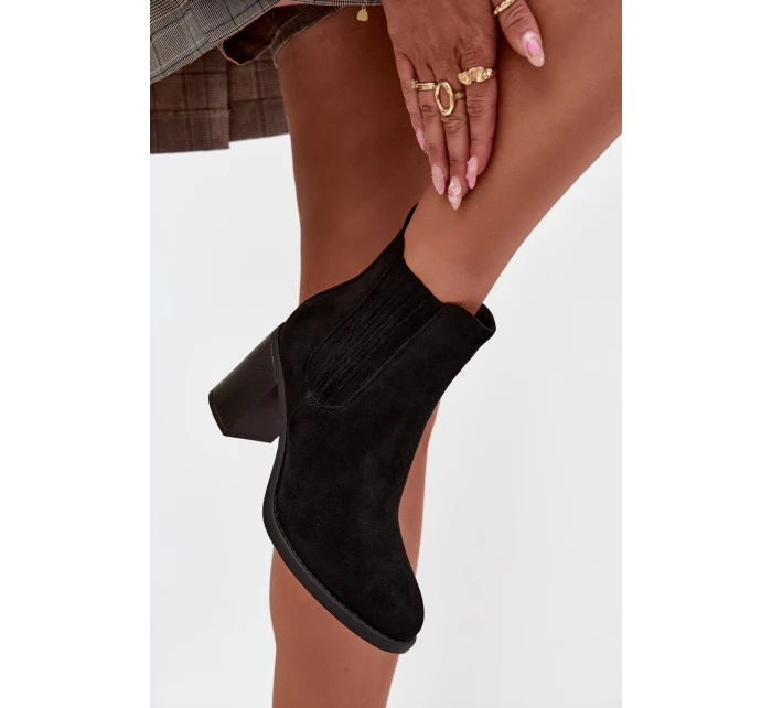 Dámske zateplené čižmy Brevina - čierne, na stĺpcovom podpätku Dámske zateplené čižmy Brevina - čierne, na stĺpcovom podpätku