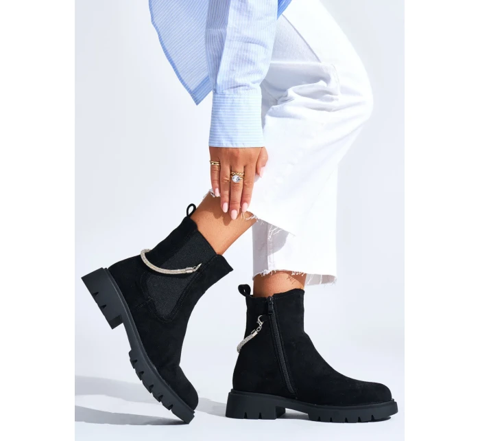 Klasické černé dámské kotníčkové boty platforma Klasické černé dámské kotníčkové boty platforma