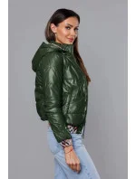 Krátka zelená dámska bunda s ozdobným lemovaním (B8030-10)