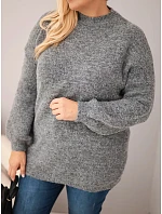 Dámský svetr Plus Size volného střihu s dlouhým rukávem grafitový Dámský svetr Plus Size volného střihu s dlouhým rukávem grafitový