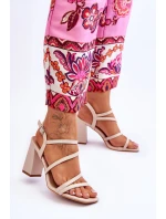 kožené sandály na podpatku Béžove model 21619797 - Boto