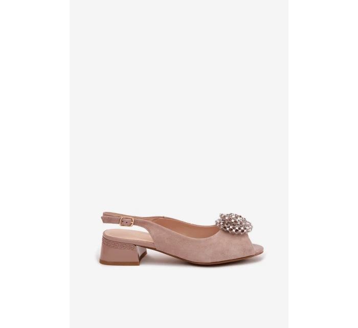 Kožené dámské sandály na podpatku s ozdobou D&A CR61-3030 béžové