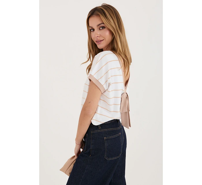 Blúzka model 227051 Relevantnosť