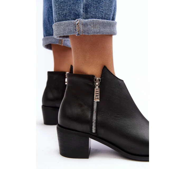 Skórzane Botki Damskie Z Niską Cholewką Na Słupku Z Suwakami Czarne Annaja Skórzane Botki Damskie Z Niską Cholewką Na Słupku Z Suwakami Czarne Annaja