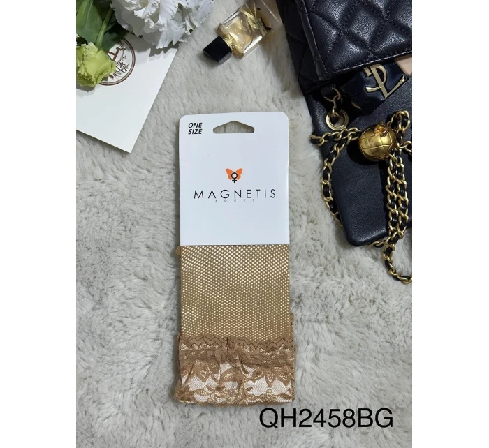 Ponožky model 21004781 krajkové - Magnetis Ponožky model 21004781 krajkové - Magnetis