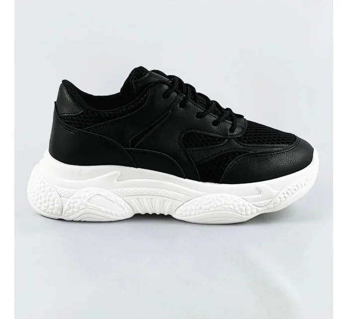 Čierne dámske športové topánky (170)