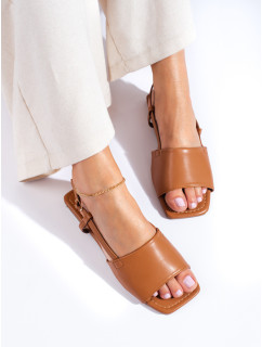 Pekné hnedé sandále dámske bez podpätku