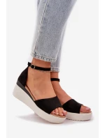Lehké sandály na platformě a s jemným černé model 21684676 - Boto