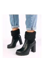 Topánky na podpätku model 221642 Solea Topánky na podpätku model 221642 Solea