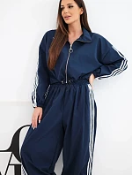 Dámska bavlnená súprava s nohavicami v štýle oversized a kontrastnými pruhmi, modrá