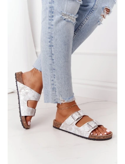 Dámské Nazouváky Stříbrné model 21553968 - EVENTO Dámské Nazouváky Stříbrné model 21553968 - EVENTO