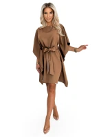 287-39 SOFIA Motýlie šaty so zaväzovaním v páse - cappuccino 287-39 SOFIA Motýlie šaty so zaväzovaním v páse - cappuccino