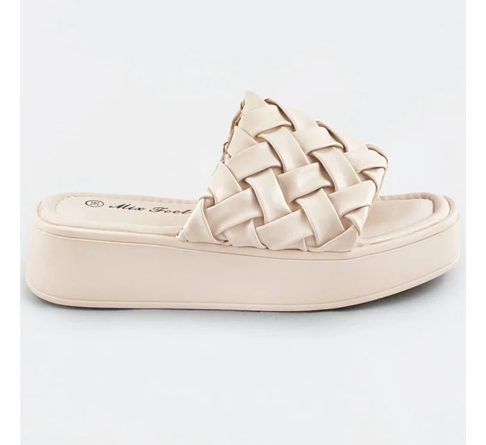 Béžové dámské pantofle na platformě model 17352370 - Mix Feel