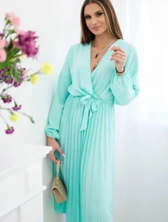 Šaty se  lemem světle mátová model 21908579 - K-Fashion