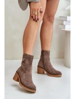 Zateplené dámské boty na podpatku hnědé model 21673996 - Boto Zateplené dámské boty na podpatku hnědé model 21673996 - Boto