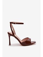 Dámské sandály na podpatku z umělé kůže hnědé model 22125502 - Boto