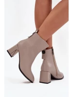 Topánky na podpätku model 222516 Step in style