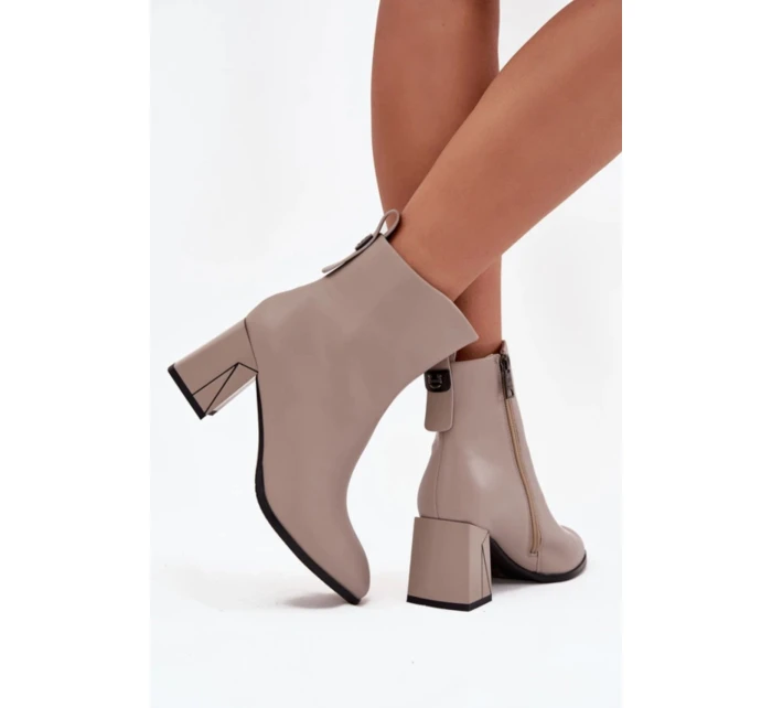 Topánky na podpätku model 222516 Step in style