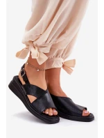 Lakierowane Sandały Damskie Na Koturnie Z Eko Skóry Czarne Quilara Lakierowane Sandały Damskie Na Koturnie Z Eko Skóry Czarne Quilara