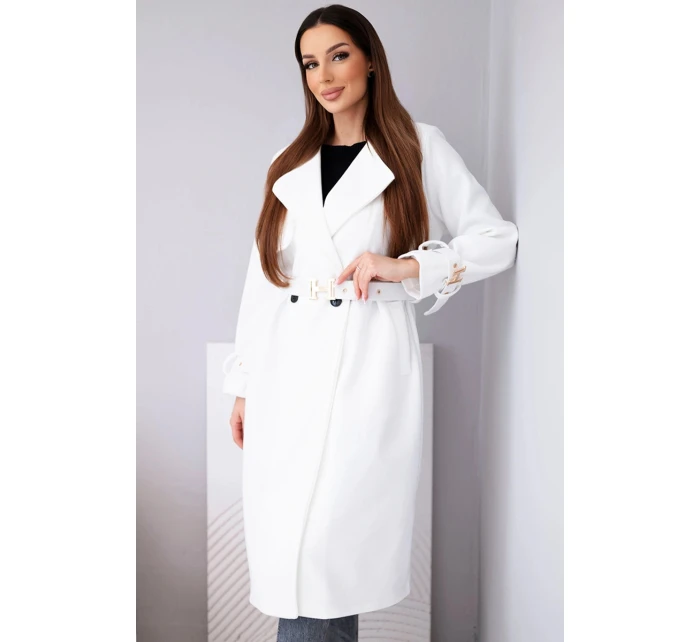 Dámsky kabát s opaskom a zlatými prackami ecru Dámsky kabát s opaskom a zlatými prackami ecru