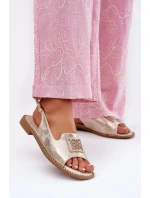 Sandále model 215714 Krok vo veľkom štýle