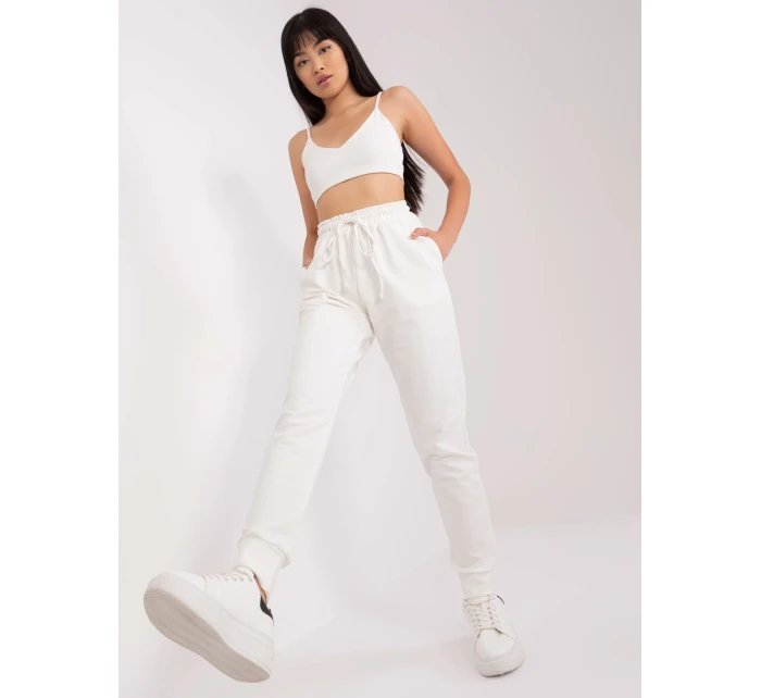 Spodnie LK SP  ecru model 18650721 - FPrice