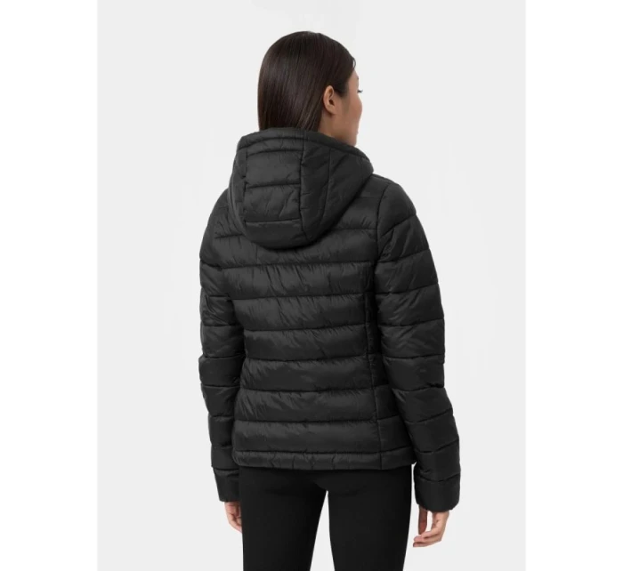 Dámska páperová bunda so syntetickou výplňou 4F Dámska páperová bunda so syntetickou výplňou 4F