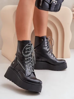 Kožené Botky Worker Na Platformě A Klínu model 21678220 Černé - Maciejka