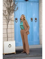 model 18360094 Halenka bez rukávů béžová - STYLOVE model 18360094 Halenka bez rukávů béžová - STYLOVE