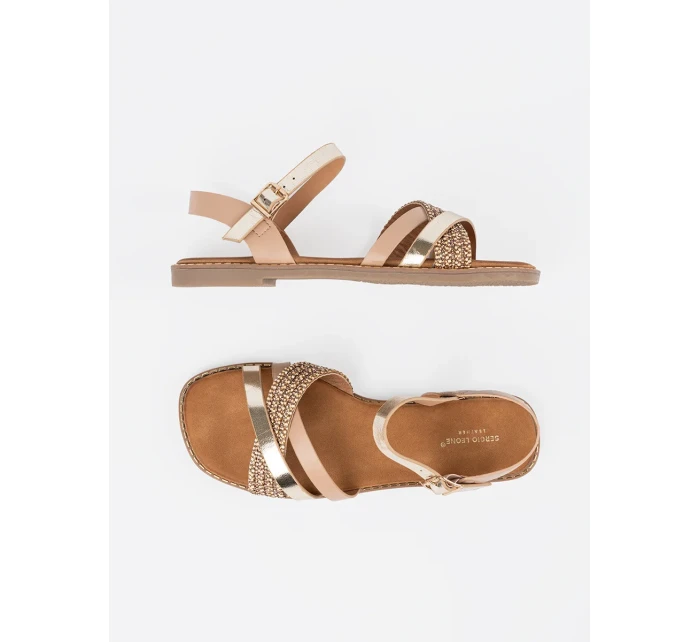 Praktické sandály dámské zlaté na plochém podpatku Praktické sandály dámské zlaté na plochém podpatku