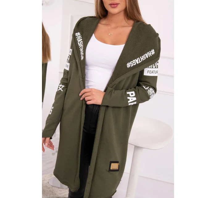 Kaki pláštenka s nápismi