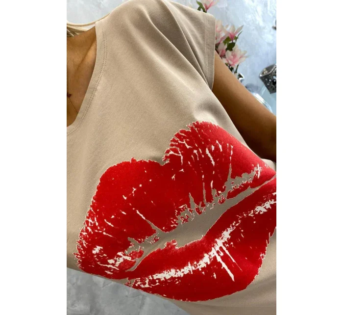 Halenka s potiskem rtů béžová Halenka s potiskem rtů béžová