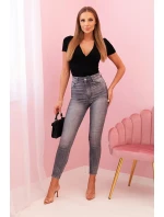 Dámske bavlnené body s véčkovým výstrihom a riasením čierne