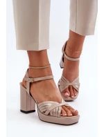 dámské sandály na podpatku béžové D&A model 21656040 - S.Barski dámské sandály na podpatku béžové D&A model 21656040 - S.Barski