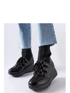 Topánky na klinovom podpätku model 206574 Solea