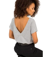 Šedé tričko se zadním výstřihem Šedé tričko se zadním výstřihem