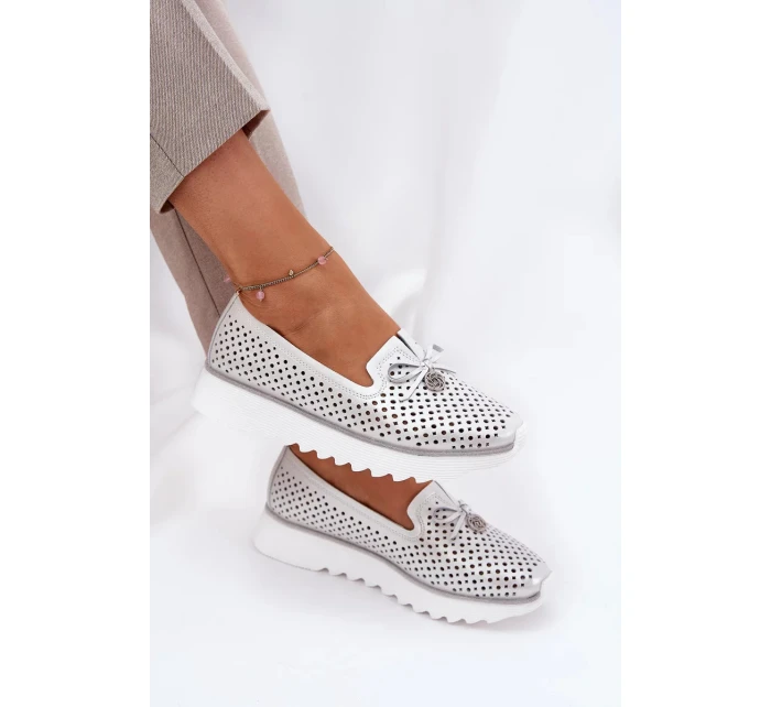 Dámske topánky z prírodnej kože - strieborné