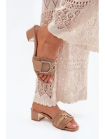 Dámské Sandály Na Podpatku S Ozdobným Detalem Tmavě Béžové model 21699808 - Boto