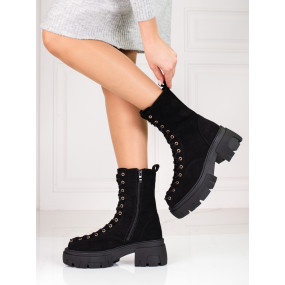 Štýlové čierne dámske členkové topánky na širokom podpätku