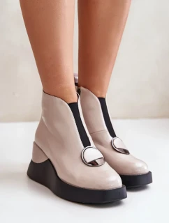 Lakované členkové topánky s klinom D&A Beige