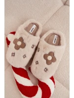 Kožešinové pantofle s květinami béžové model 21772526 - Boto