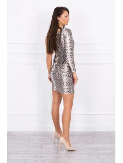 Šaty z hadej kože v khaki farbe s flitrami