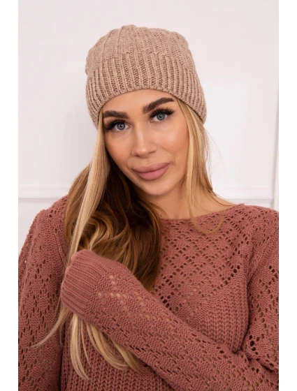 Fleecová čepice Anna model 18750159 tmavě béžová - K-Fashion Fleecová čepice Anna model 18750159 tmavě béžová - K-Fashion