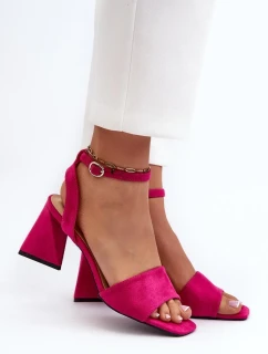 Sandále na podpätku model 196237 Krok vo veľkom štýle