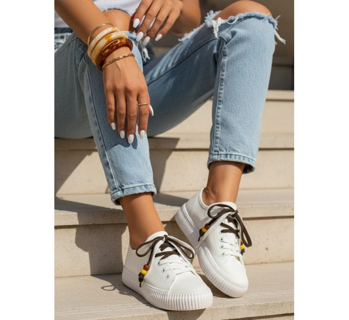 Dámske tenisky tenisky s ozdobnými korálkami biele ZY1407