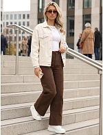 Jeansy damskie wide leg z wysokim stanem brązowe model 22303646 - FashionStreet Jeansy damskie wide leg z wysokim stanem brązowe model 22303646 - FashionStreet