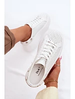 Kožené Ažurové Dámské Tenisky Na Platformě S Páskem Na Bílé model 22100286 - D&A Kožené Ažurové Dámské Tenisky Na Platformě S Páskem Na Bílé model 22100286 - D&A