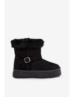 Dámské sněhule na platformě s přezkou a kožešinou Czarne model 21821891 - Boto Dámské sněhule na platformě s přezkou a kožešinou Czarne model 21821891 - Boto
