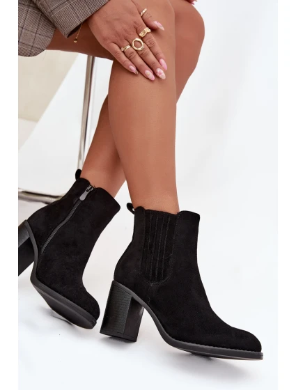 Dámske zateplené čižmy Brevina - čierne, na stĺpcovom podpätku Dámske zateplené čižmy Brevina - čierne, na stĺpcovom podpätku